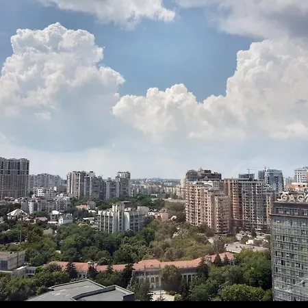 Apartment Loft студія в аркадіі Odesa